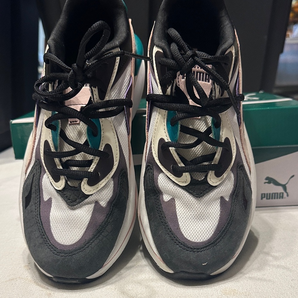 Puma Women’s Sneakers - Style: Curve Bright Heights